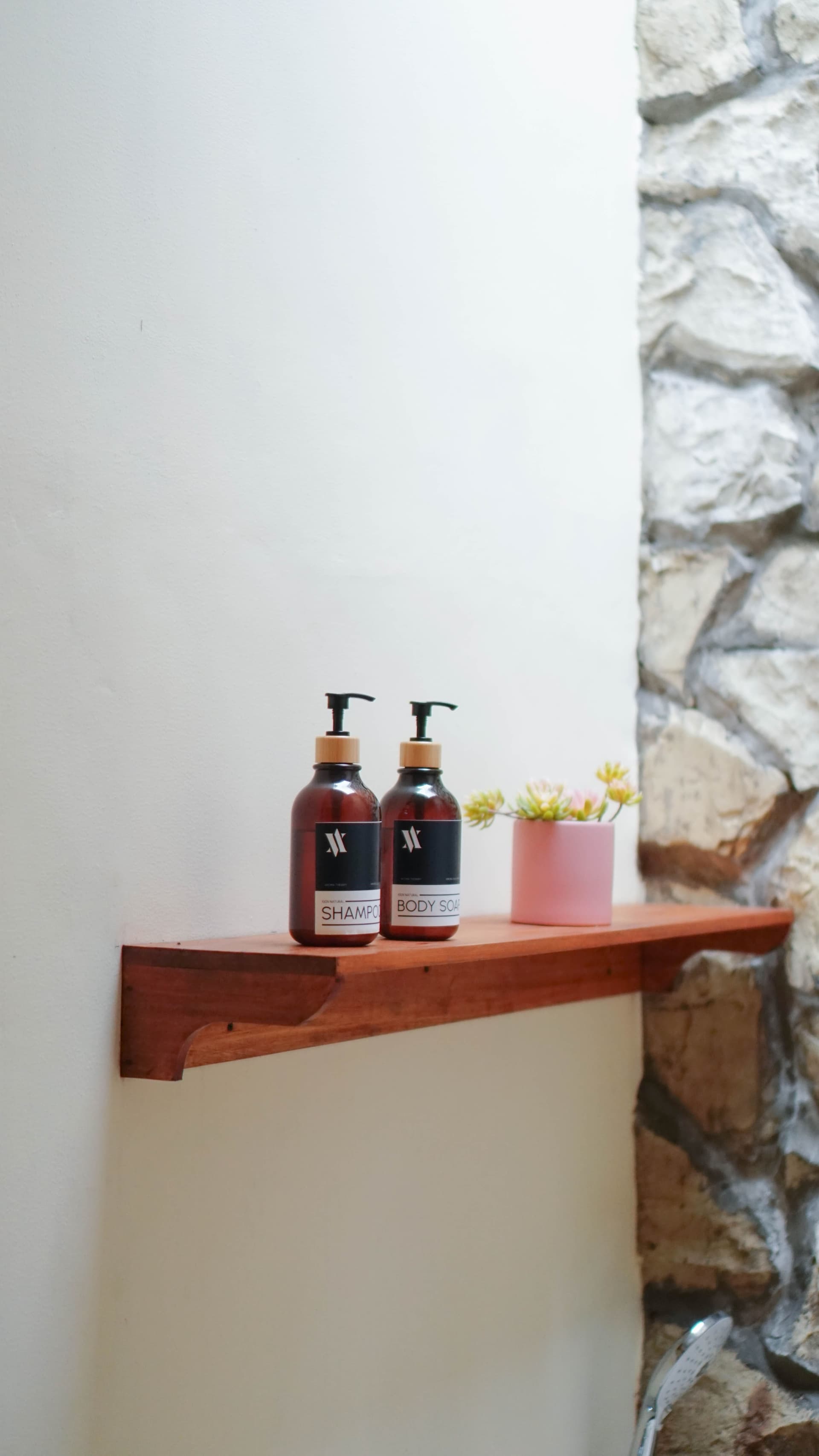 king suite room image 2